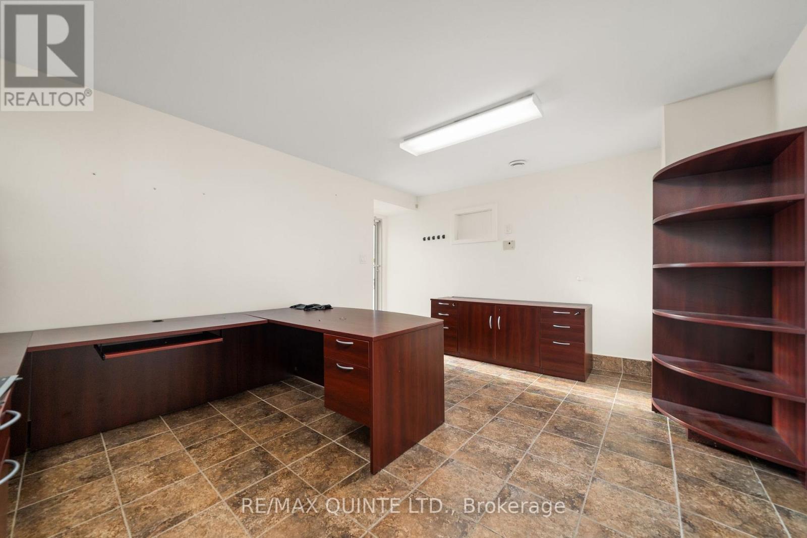 105 Station Street, Belleville, Ontario  K8N 2S8 - Photo 6 - X12528558