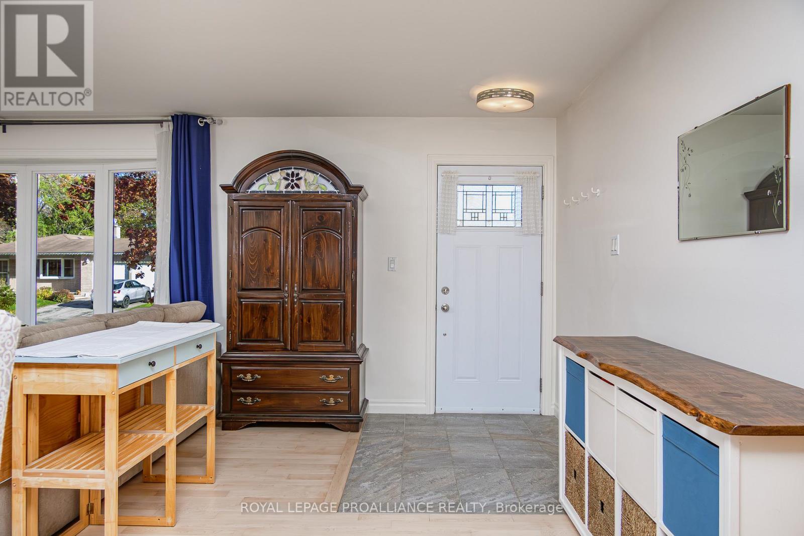 39 Parkview Heights, Quinte West, Ontario  K8V 5M1 - Photo 15 - X12528564