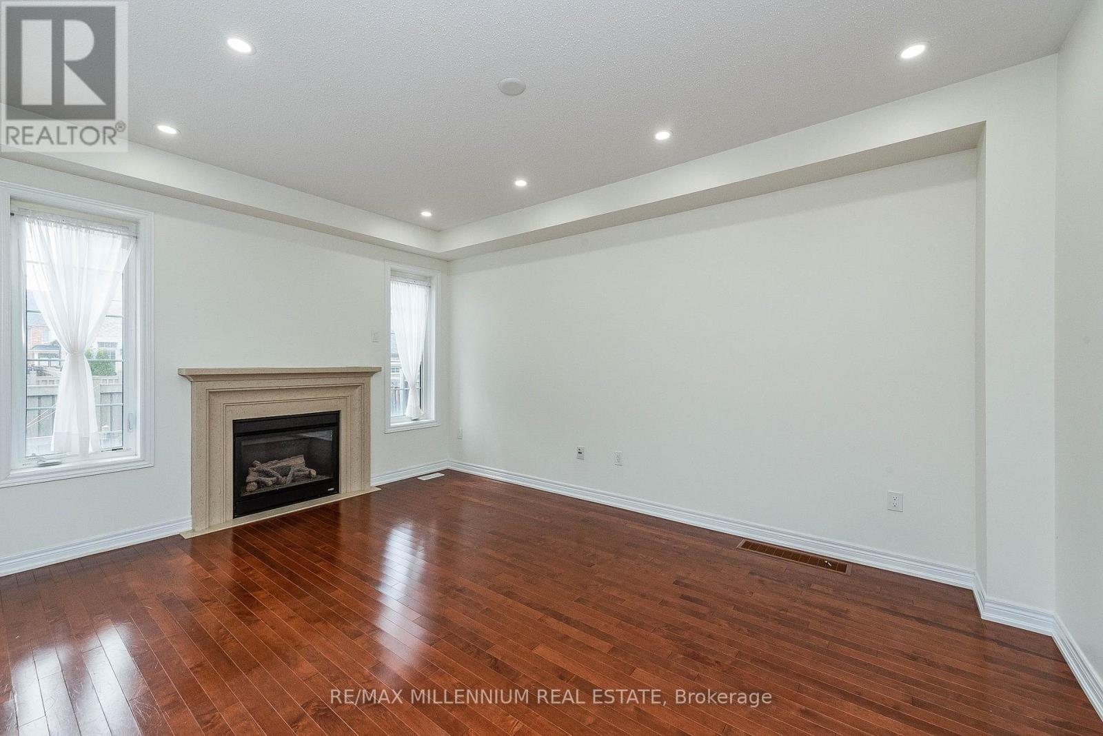 180 Pelee Avenue, Vaughan, Ontario  L4H 3Z9 - Photo 10 - N12526414