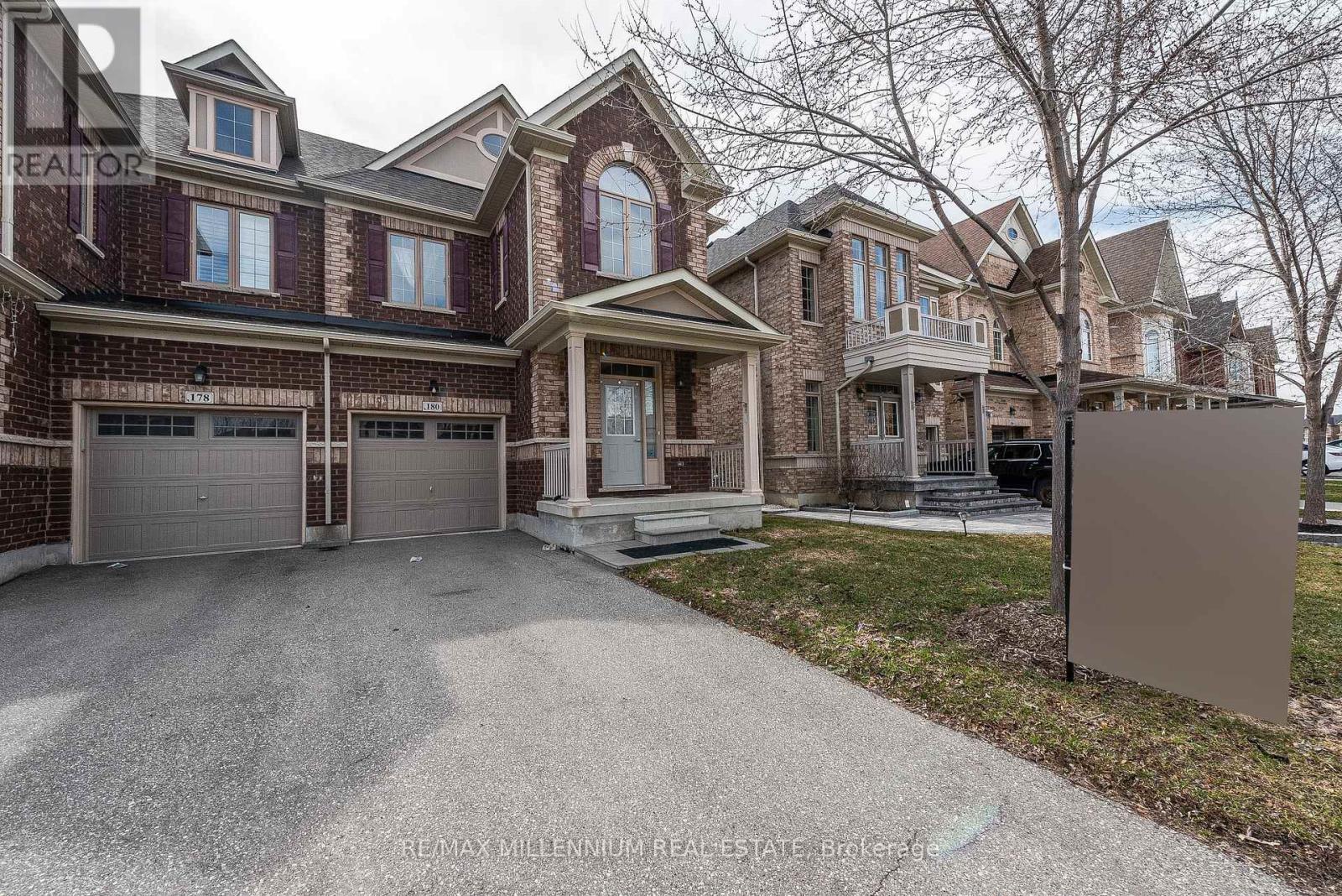 180 Pelee Avenue, Vaughan, Ontario  L4H 3Z9 - Photo 2 - N12526414