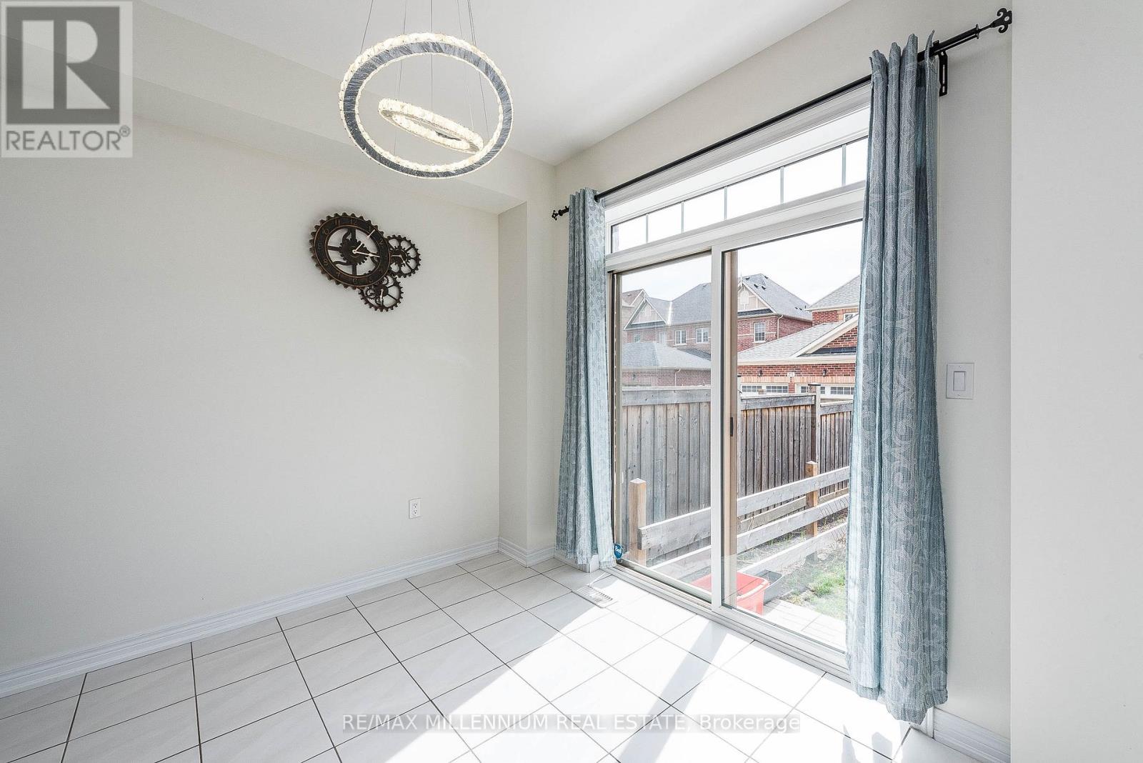 180 Pelee Avenue, Vaughan, Ontario  L4H 3Z9 - Photo 18 - N12526414