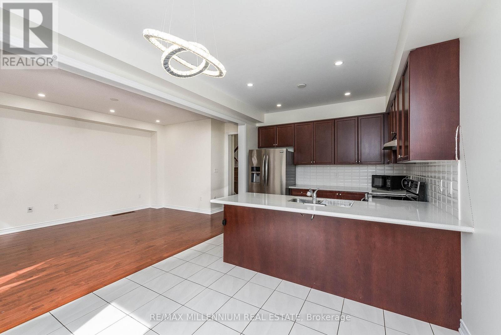 180 Pelee Avenue, Vaughan, Ontario  L4H 3Z9 - Photo 20 - N12526414