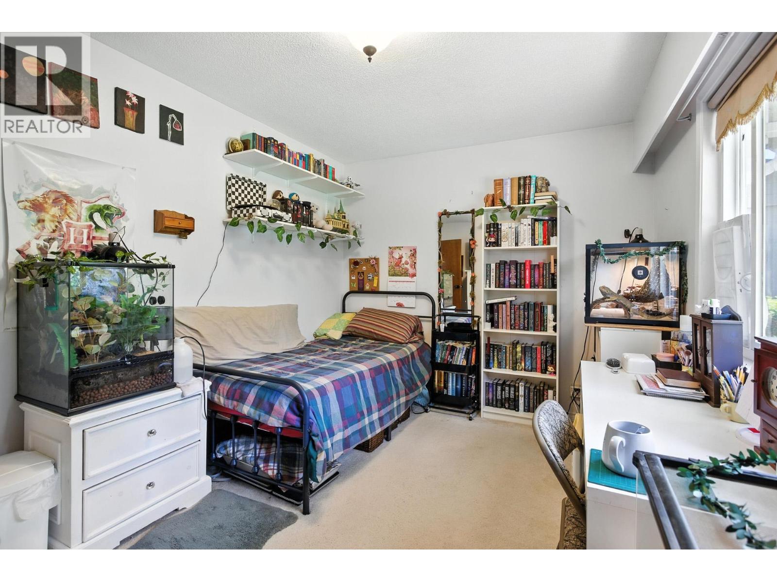 1619 Stella Place, Port Coquitlam, British Columbia  V3C 2R4 - Photo 18 - R3022243