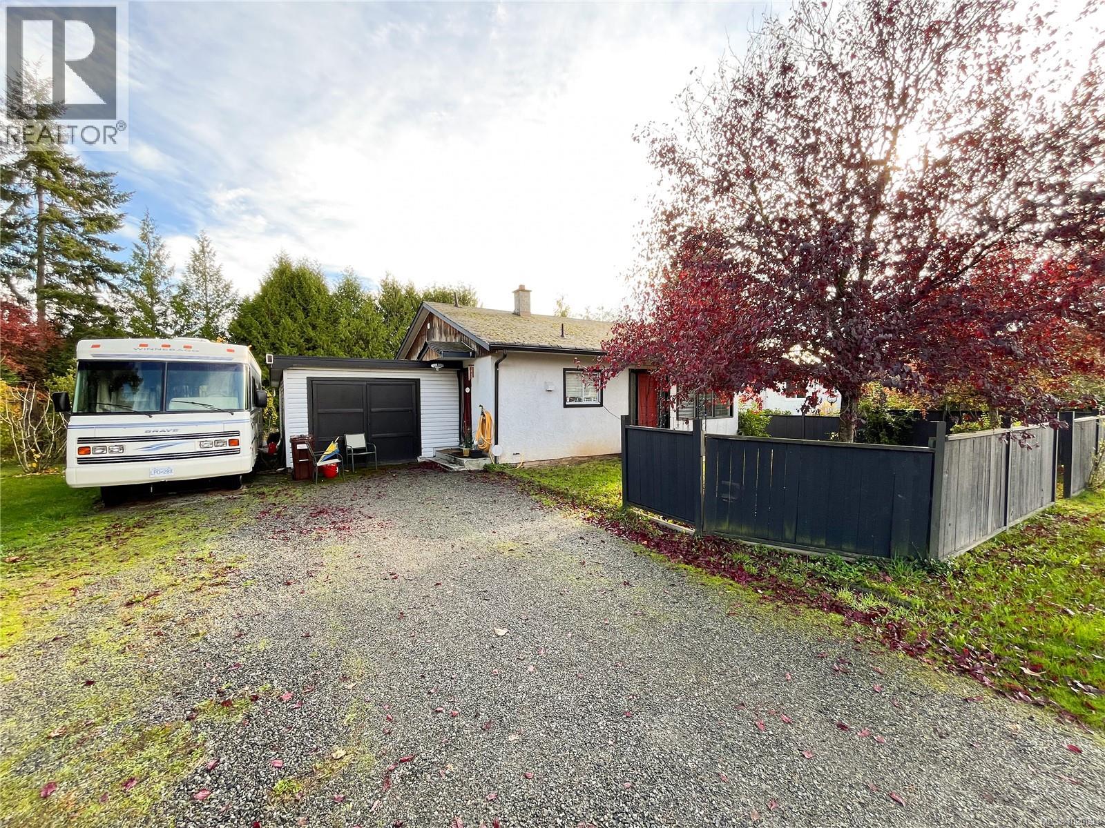 1193 Dignan Rd, Central Saanich, British Columbia  V8M 1H4 - Photo 10 - 1020091