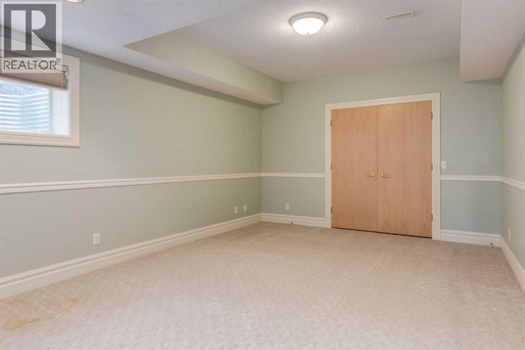 14 Patina Lane Sw, Calgary, Alberta  T3H 3N4 - Photo 36 - A2263476