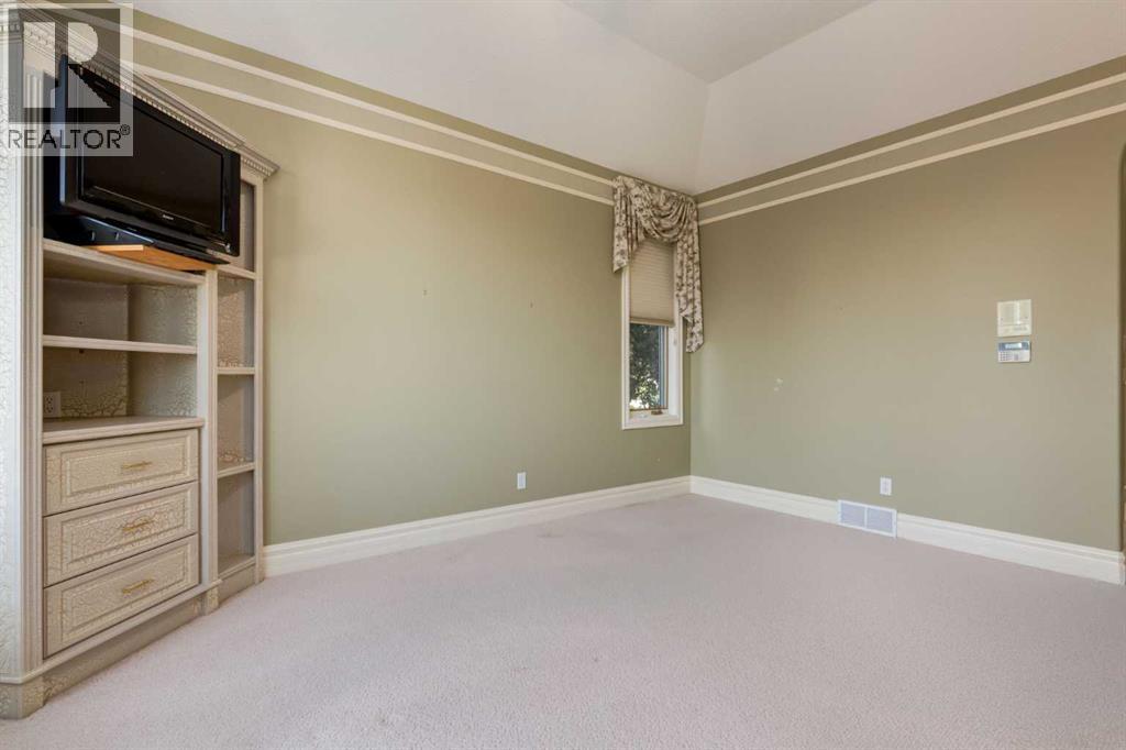 14 Patina Lane Sw, Calgary, Alberta  T3H 3N4 - Photo 24 - A2263476