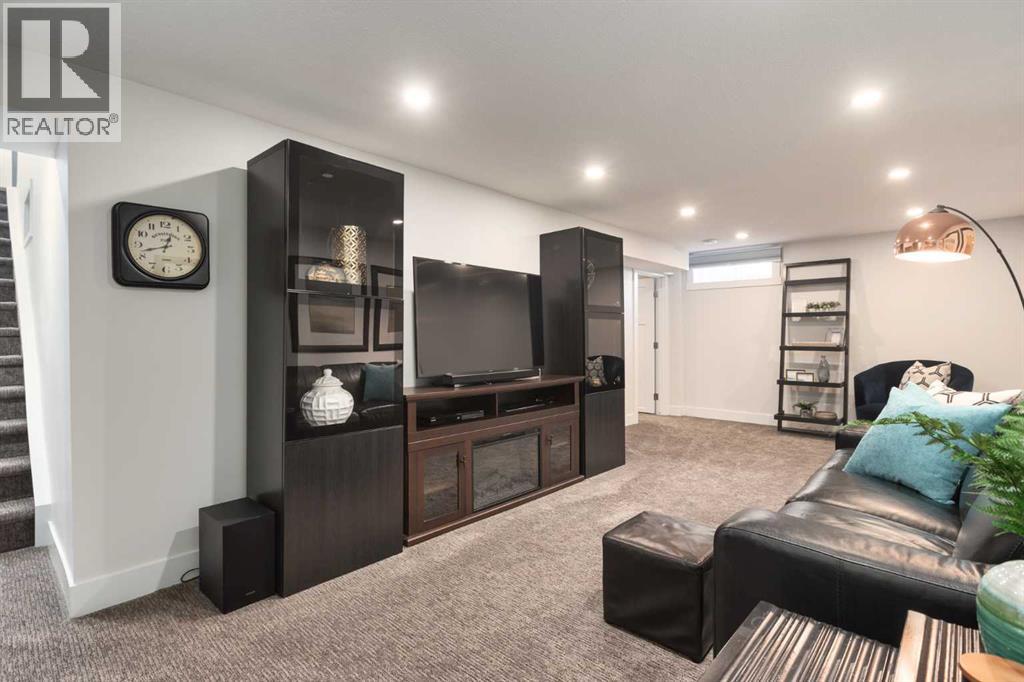 89 Woodlark Drive Sw, Calgary, Alberta  T3C 3H6 - Photo 21 - A2266038