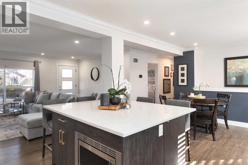 89 Woodlark Drive Sw, Calgary, Alberta  T3C 3H6 - Photo 9 - A2266038