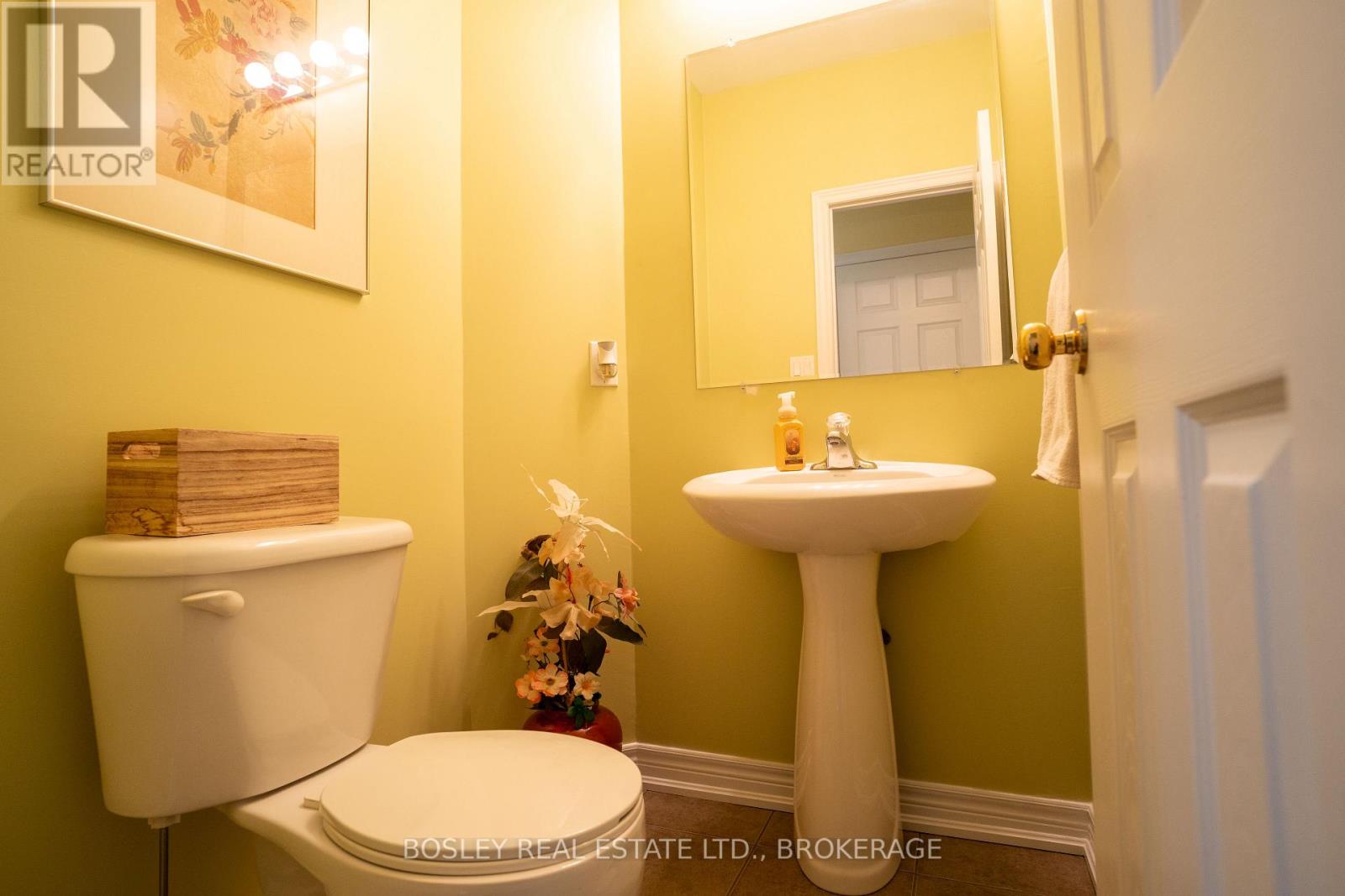 58 Chloe Street, St. Catharines, Ontario  L2P 0A5 - Photo 10 - X12528624