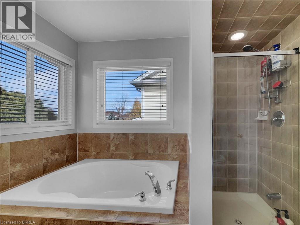 12 Shantz Avenue, Brantford, Ontario  N3T 0A7 - Photo 35 - 40784215