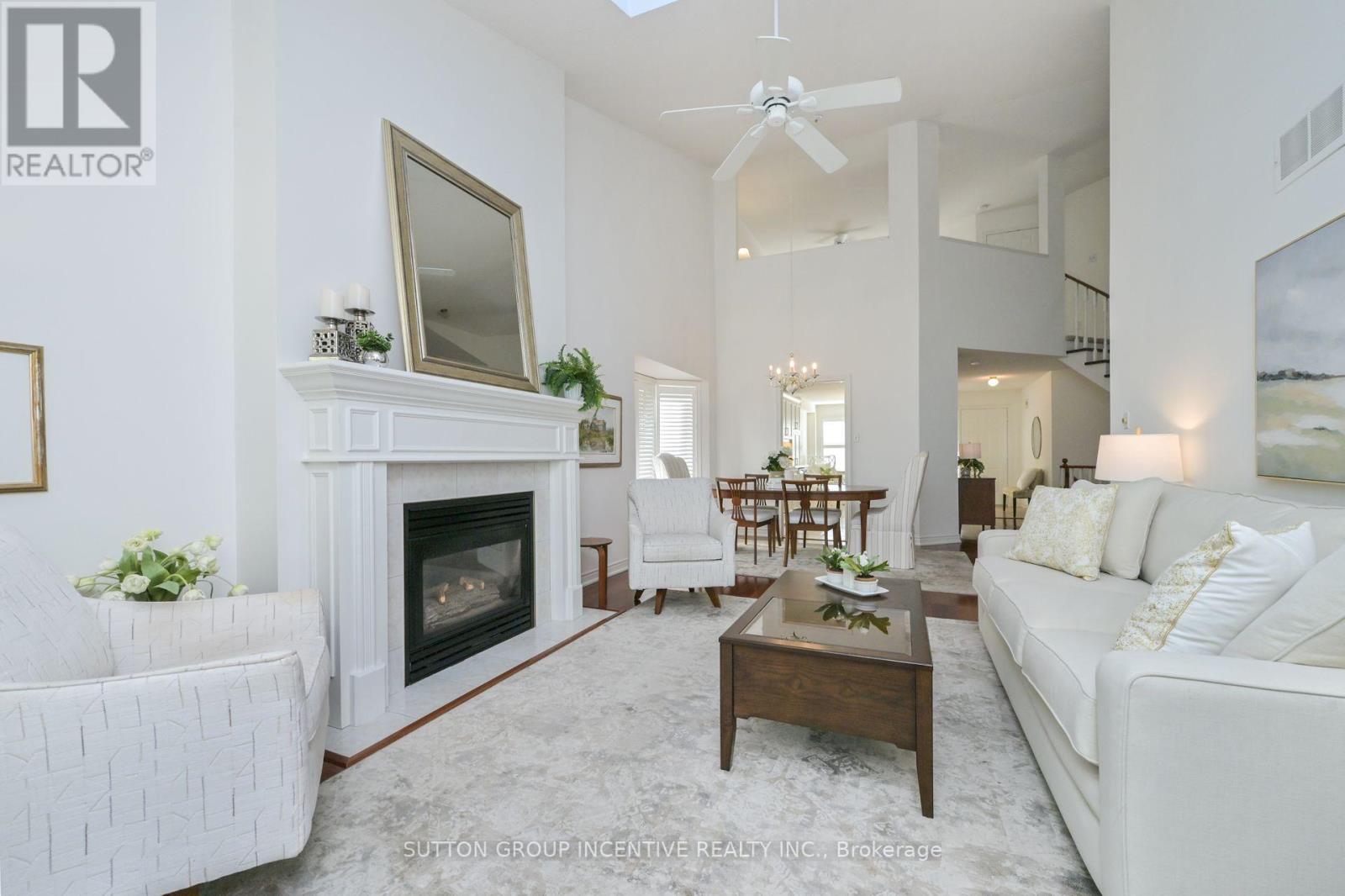 15 Sunset Boulevard, New Tecumseth, Ontario  L9R 1Y8 - Photo 9 - N12371896