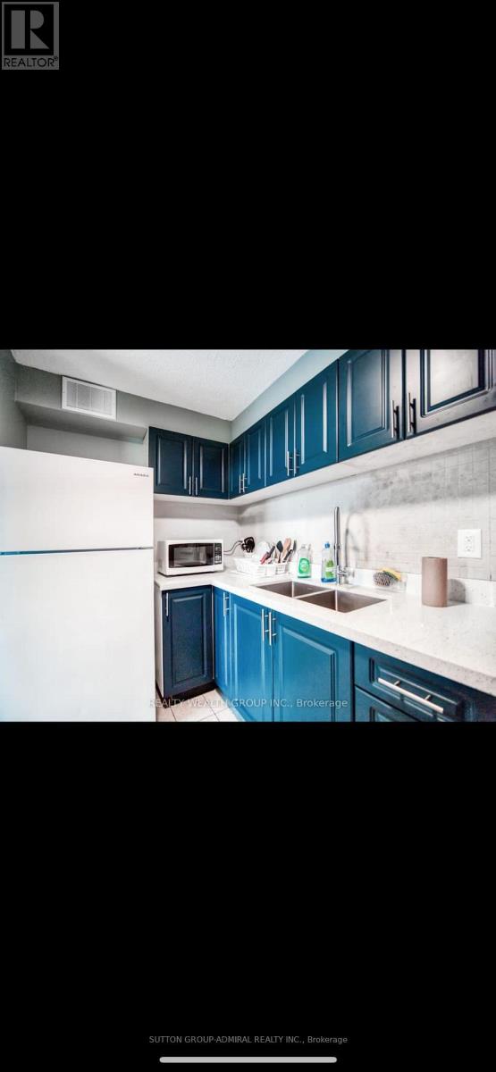 1102 - 4645 Jane Street, Toronto, Ontario  M3N 2K9 - Photo 2 - W12496742