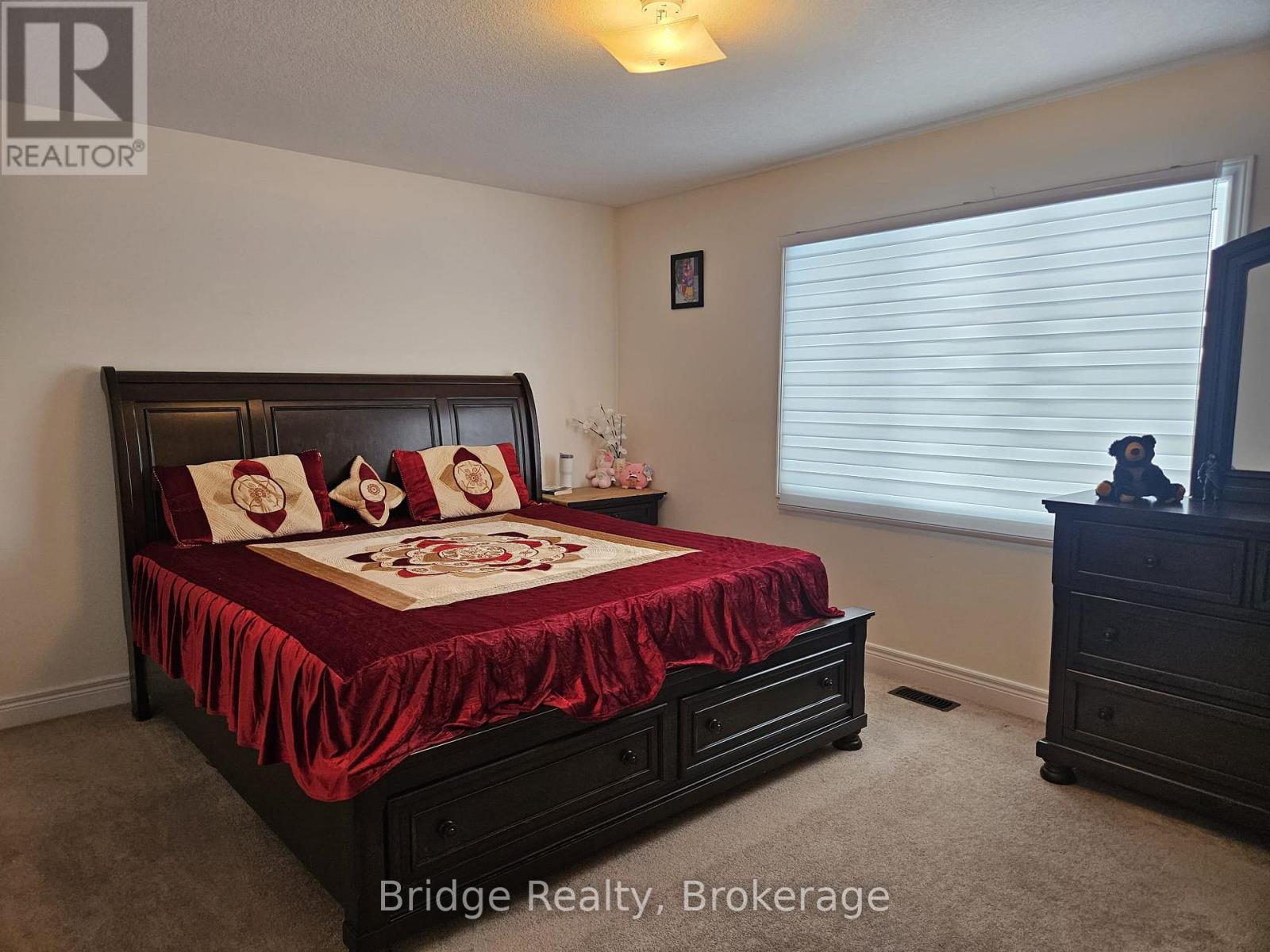 1060 Upper Thames Drive, Woodstock, Ontario N4T 0H2 - Photo 12 - X12528548