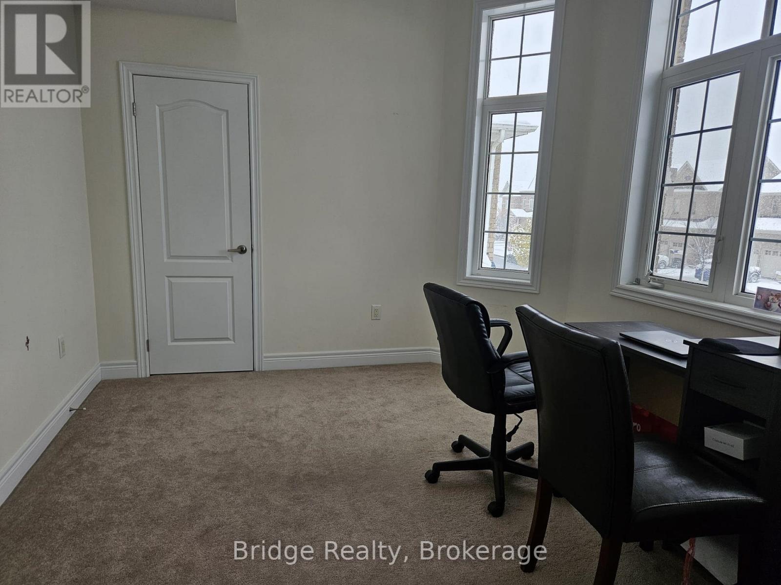 1060 Upper Thames Drive, Woodstock, Ontario N4T 0H2 - Photo 16 - X12528548