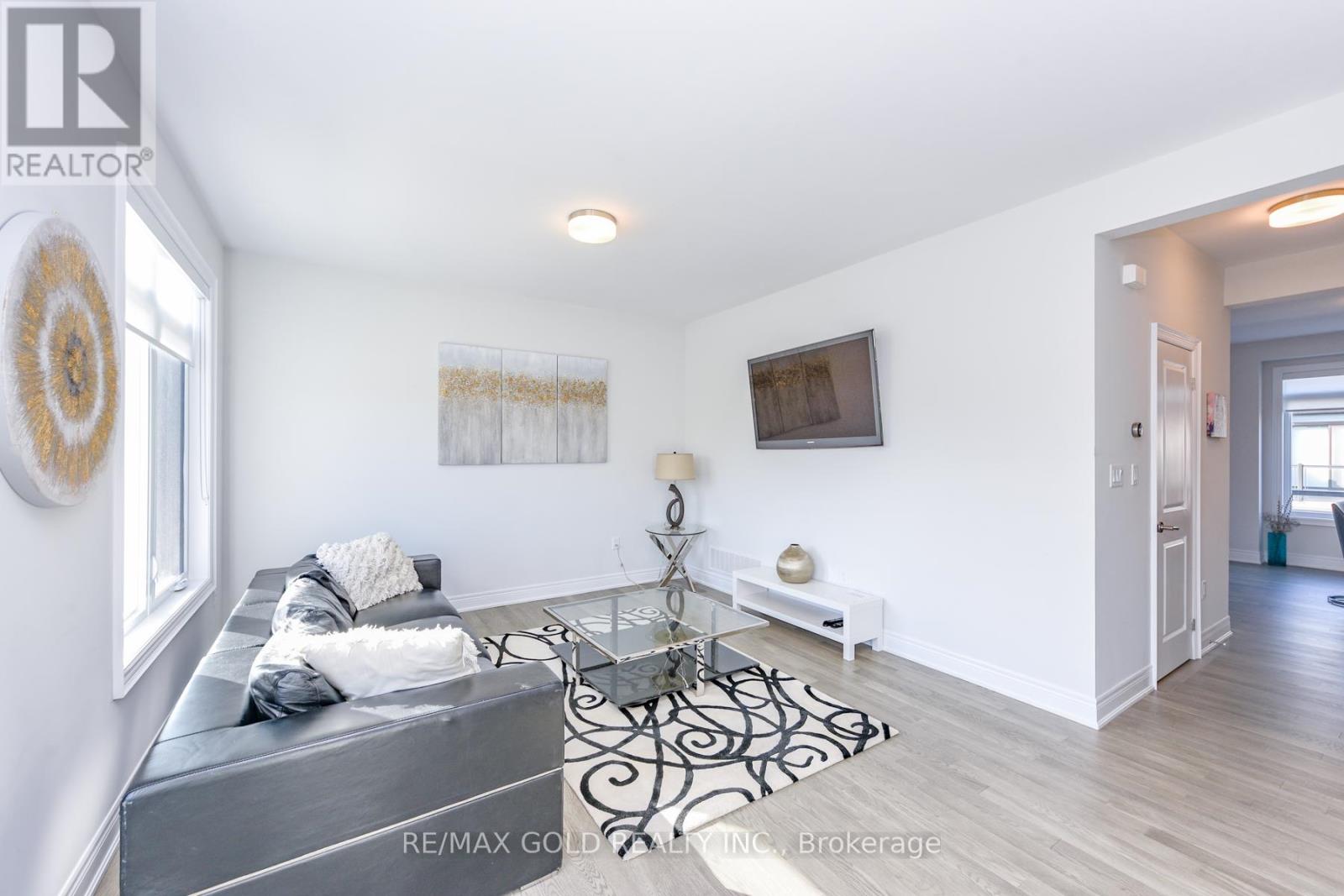 2733 Westoak Trail, Oakville, Ontario  L6M 5T1 - Photo 7 - W12523400