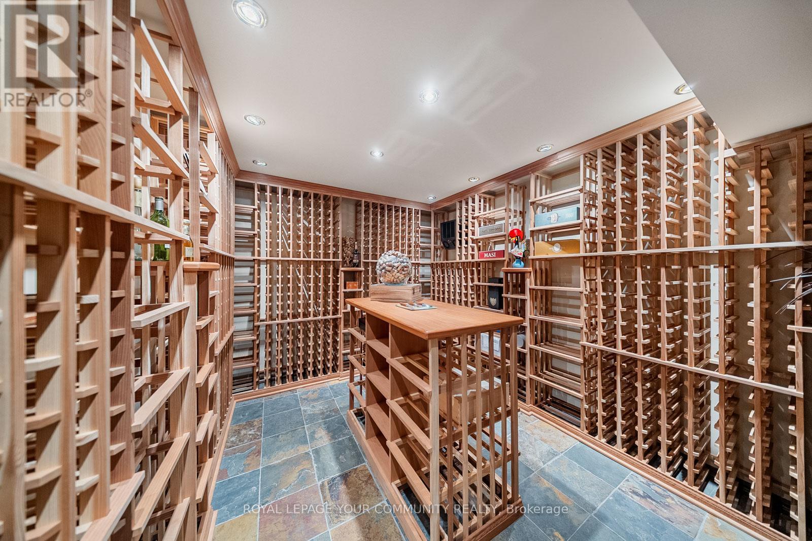 6 Creekside Court, Caledon, Ontario  L7E 0B3 - Photo 39 - W12350501