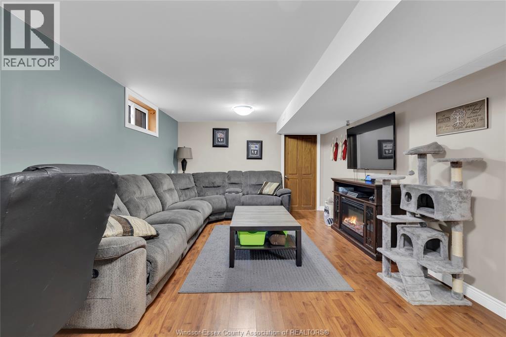 1270 Laurendeau, Windsor, Ontario  N8Y 4B5 - Photo 22 - 25028436