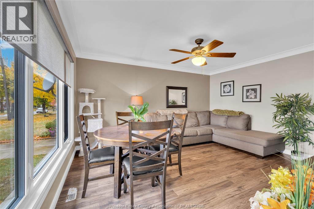 1270 Laurendeau, Windsor, Ontario  N8Y 4B5 - Photo 9 - 25028436