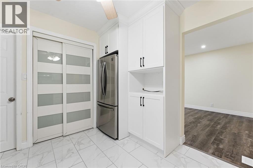 392 Wellington Street, Brantford, Ontario  N3S 4A9 - Photo 8 - 40786833