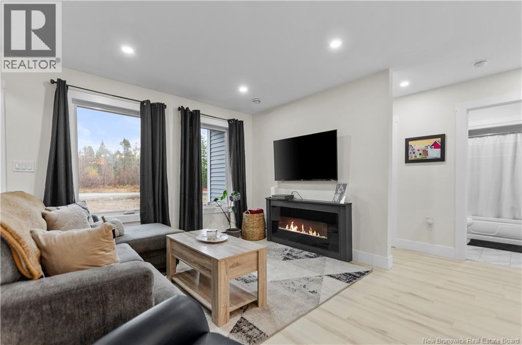 43 Bonnieway Drive, Waasis, New Brunswick  E3B 0S9 - Photo 8 - NB129934