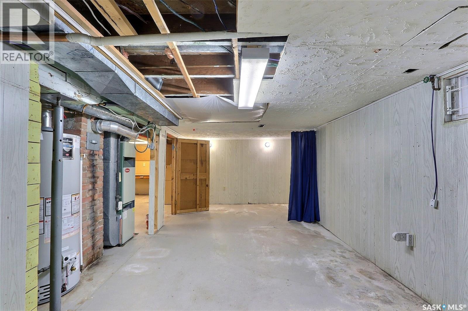 422 20th Street E, Prince Albert, Saskatchewan  S6V 1L1 - Photo 11 - SK023702