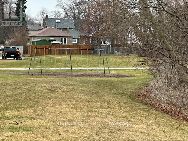 102 - 455 Trick Avenue, Oshawa, Ontario L1G 7T7 - Photo 8 - E12524092