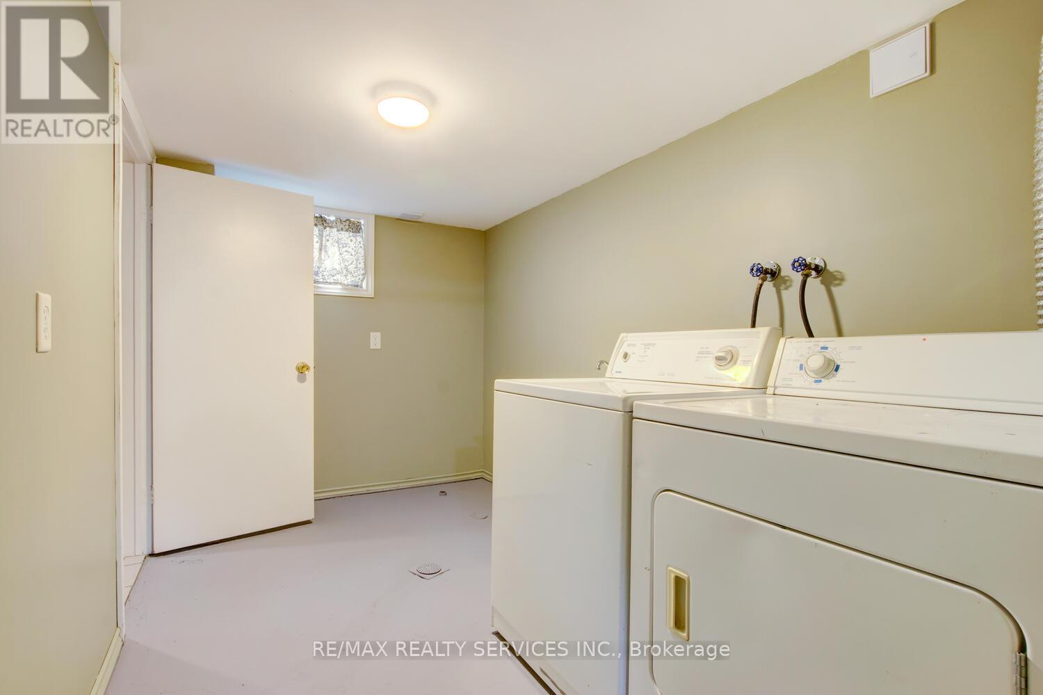 29 Woodward Avenue, Brampton, Ontario  L6V 1K2 - Photo 30 - W12346900