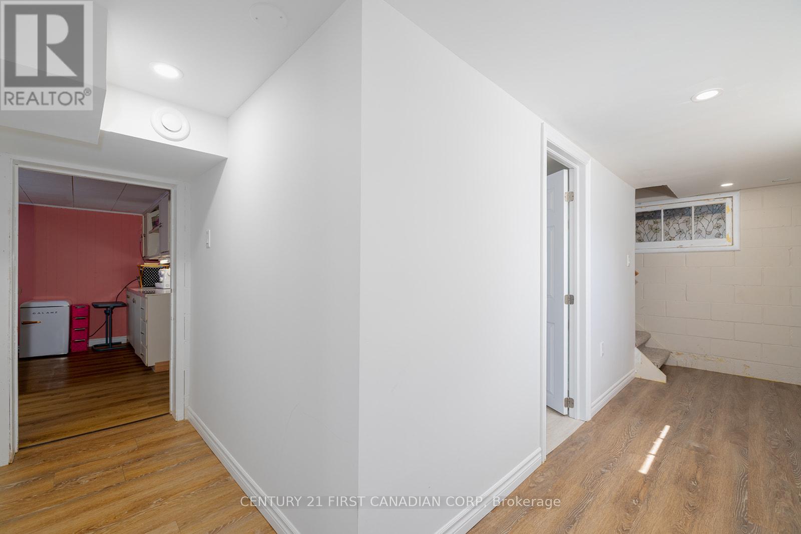 43409 Sparta Line, Central Elgin, Ontario  N5P 3S8 - Photo 16 - X12337363