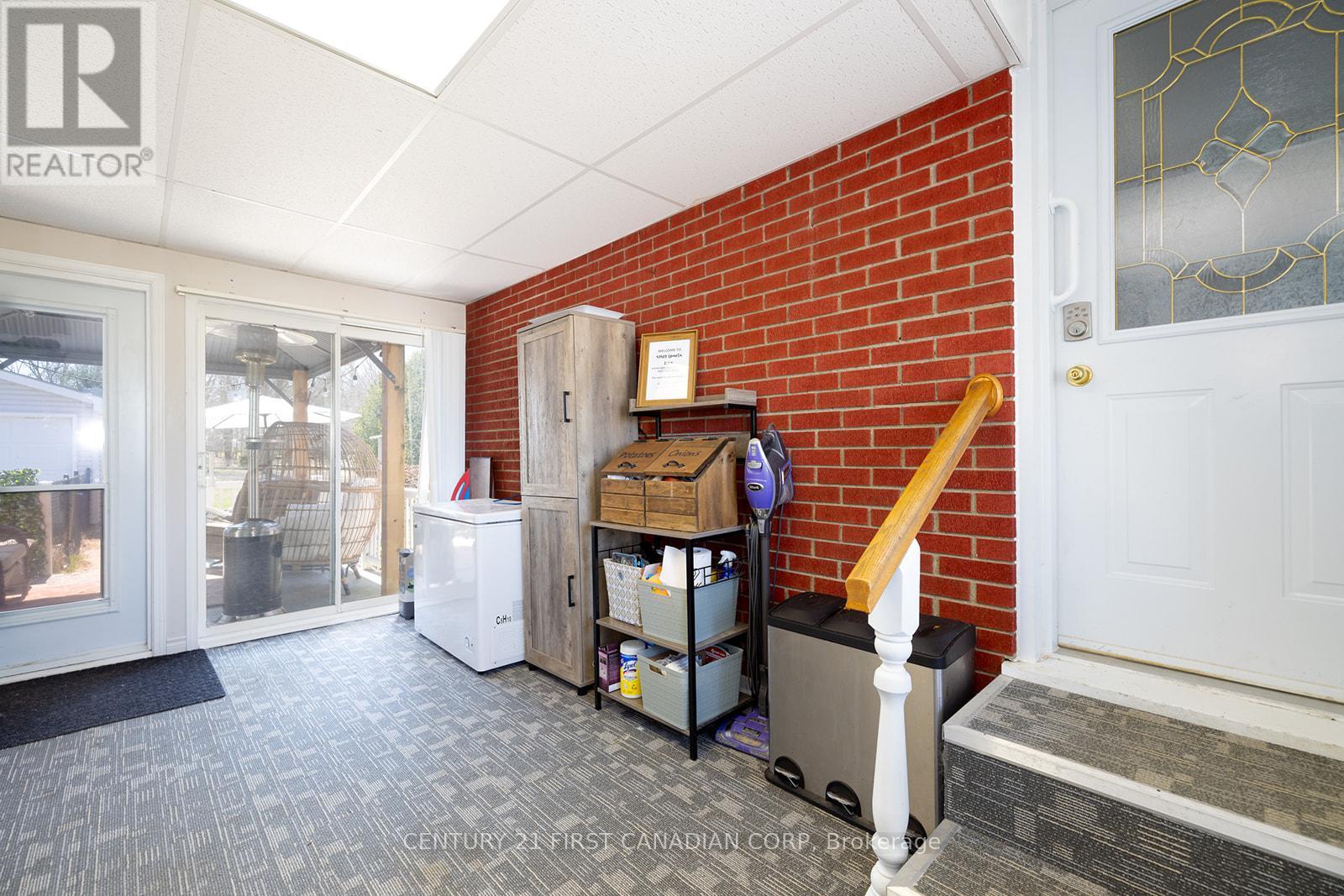 43409 Sparta Line, Central Elgin, Ontario  N5P 3S8 - Photo 19 - X12337363