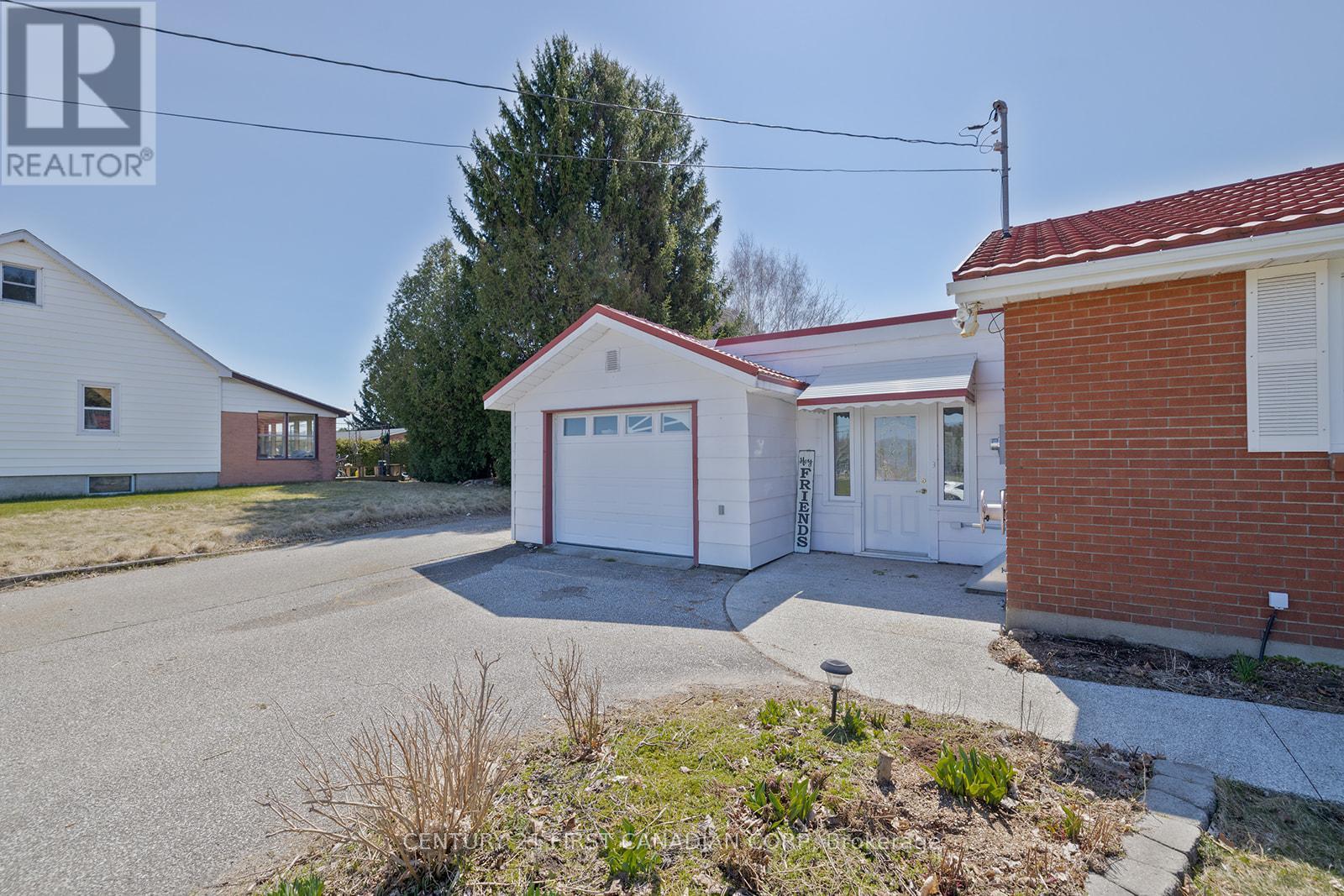 43409 Sparta Line, Central Elgin, Ontario  N5P 3S8 - Photo 38 - X12337363