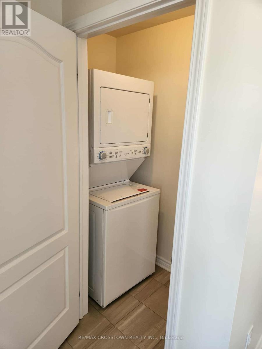 71 Shelburne Avenue, Wasaga Beach, Ontario  L9Z 0L2 - Photo 8 - S12380534