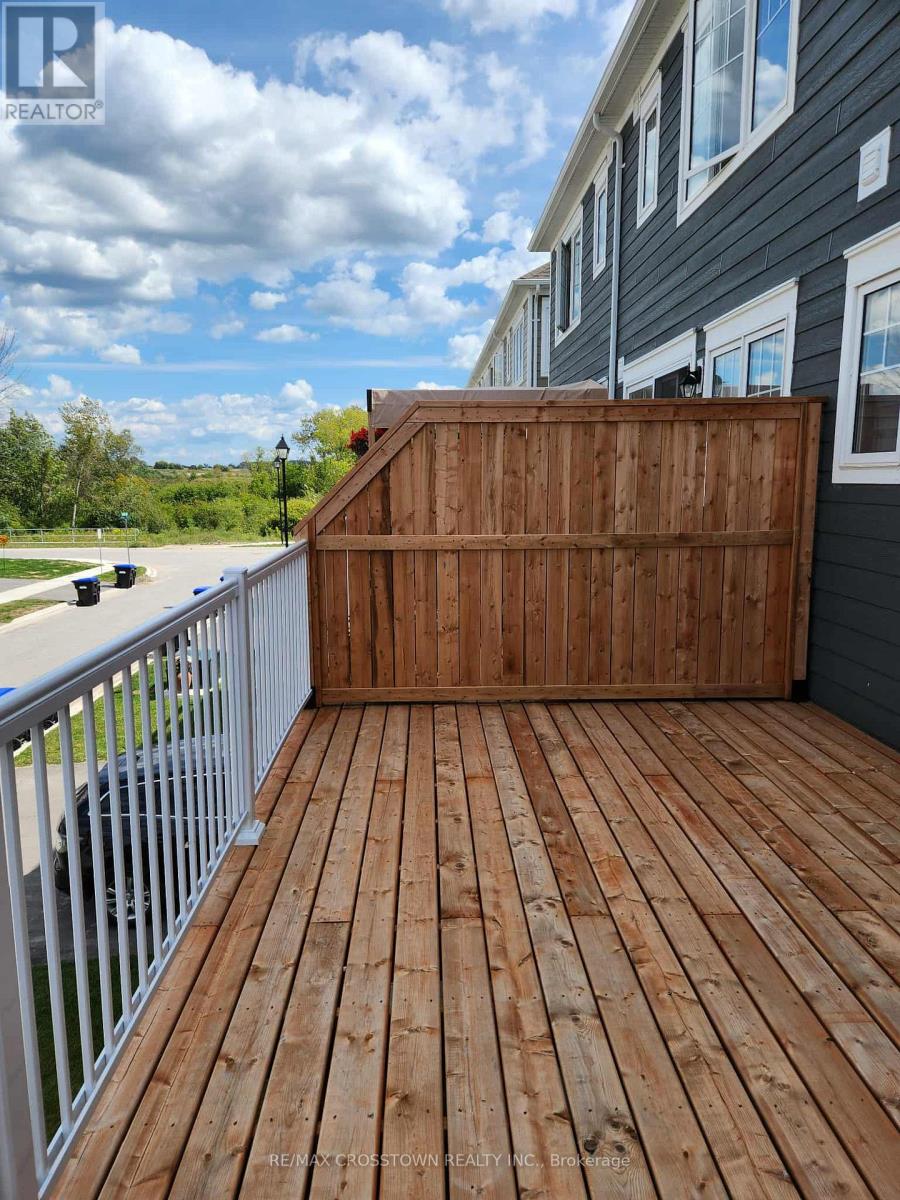 71 Shelburne Avenue, Wasaga Beach, Ontario  L9Z 0L2 - Photo 13 - S12380534