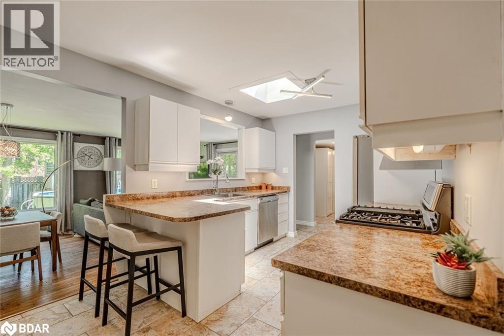 1105 St Vincent Street, Midhurst, Ontario  L9X 0M6 - Photo 2 - 40779134