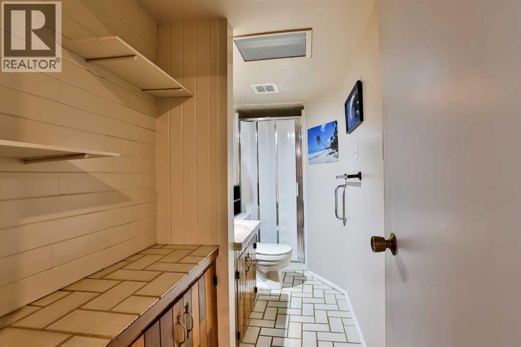 1517 14 Avenue N, Lethbridge, Alberta  T1H 1V4 - Photo 16 - A2268551