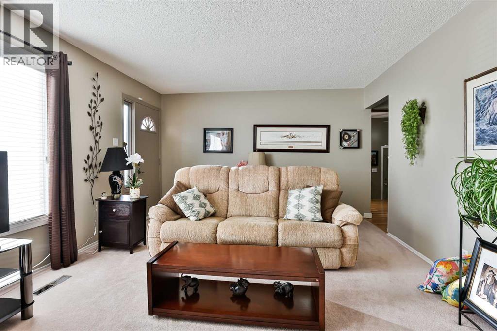 1517 14 Avenue N, Lethbridge, Alberta  T1H 1V4 - Photo 4 - A2268551