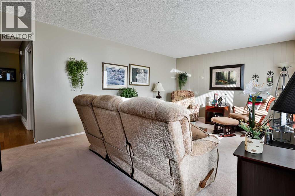 1517 14 Avenue N, Lethbridge, Alberta  T1H 1V4 - Photo 3 - A2268551