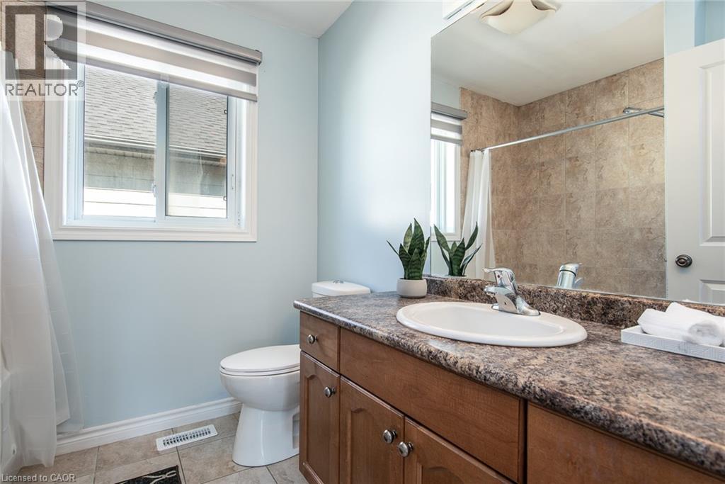 2 Valebrook Street, Kitchener, Ontario  N2A 0A2 - Photo 21 - 40769066