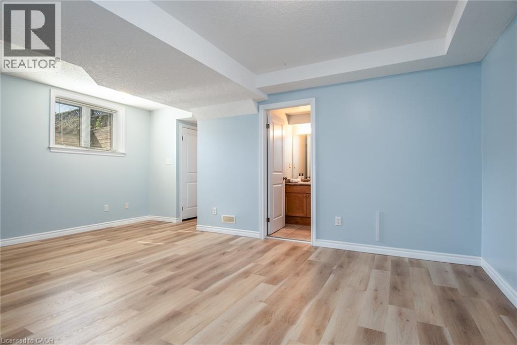 2 Valebrook Street, Kitchener, Ontario  N2A 0A2 - Photo 26 - 40769066