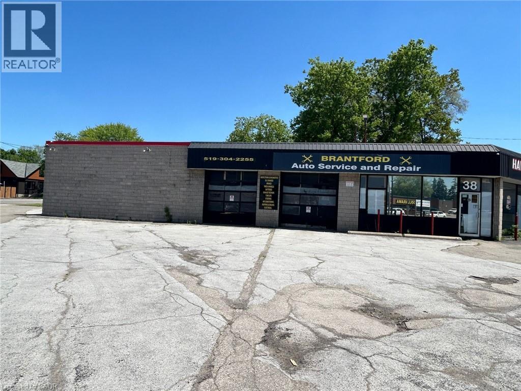 38 King George Road, Brantford, Ontario  N3R 5K1 - Photo 2 - 40777195