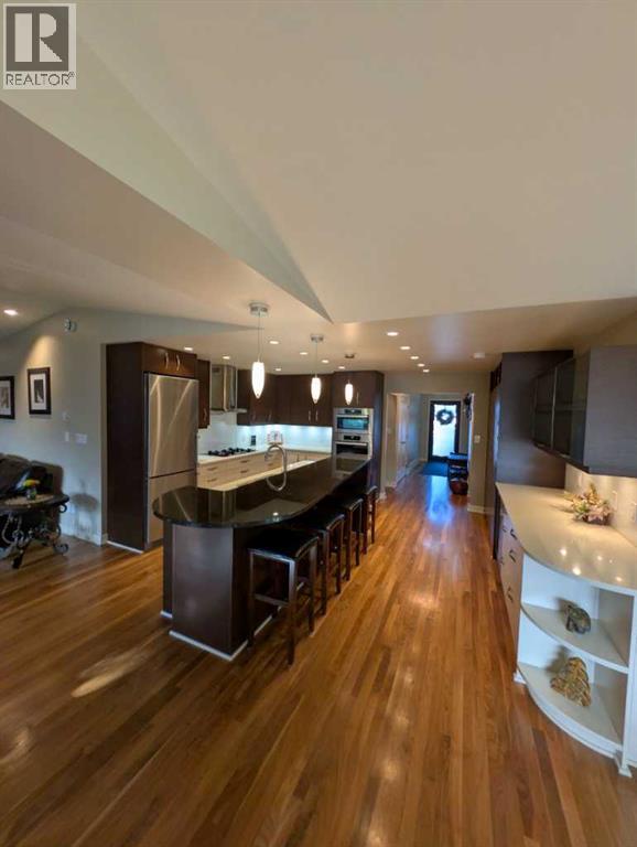 633 23 Avenue Ne, Calgary, Alberta  T2E 1W5 - Photo 2 - A2253223