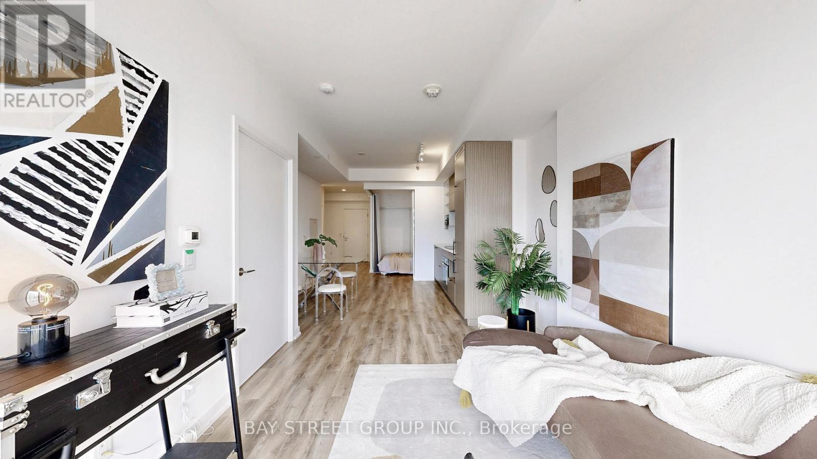 2206 - 20 Edward Street, Toronto, Ontario  M5G 1C9 - Photo 11 - C12528566