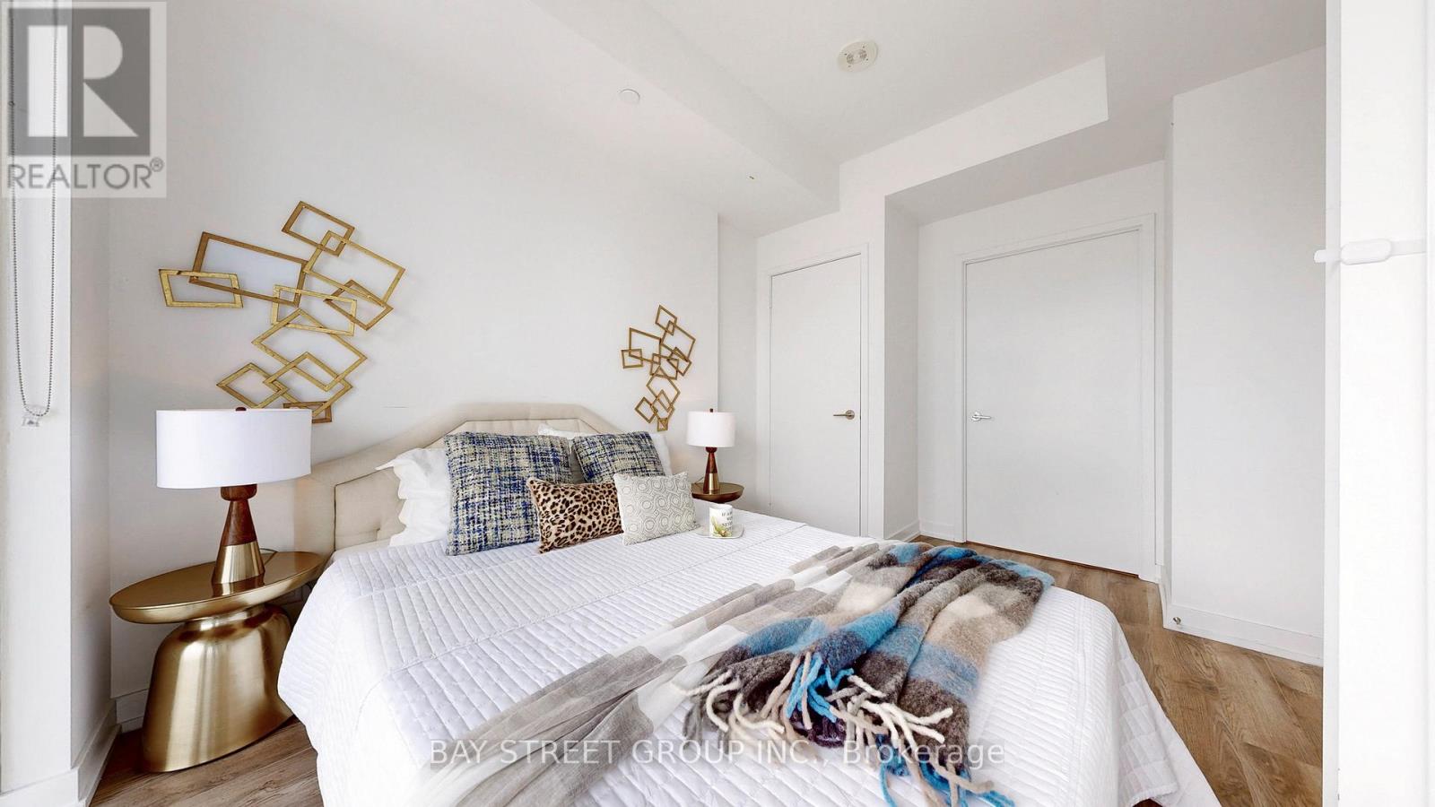 2206 - 20 Edward Street, Toronto, Ontario  M5G 1C9 - Photo 20 - C12528566