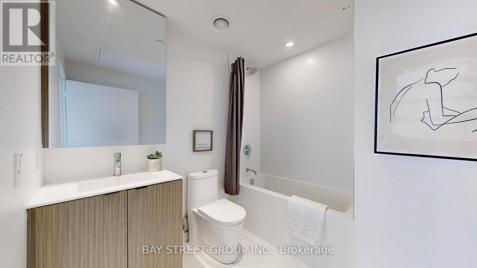 2206 - 20 Edward Street, Toronto, Ontario  M5G 1C9 - Photo 21 - C12528566