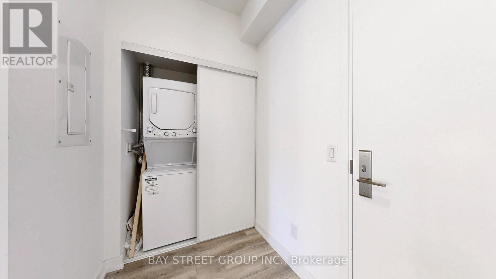 2206 - 20 Edward Street, Toronto, Ontario  M5G 1C9 - Photo 24 - C12528566