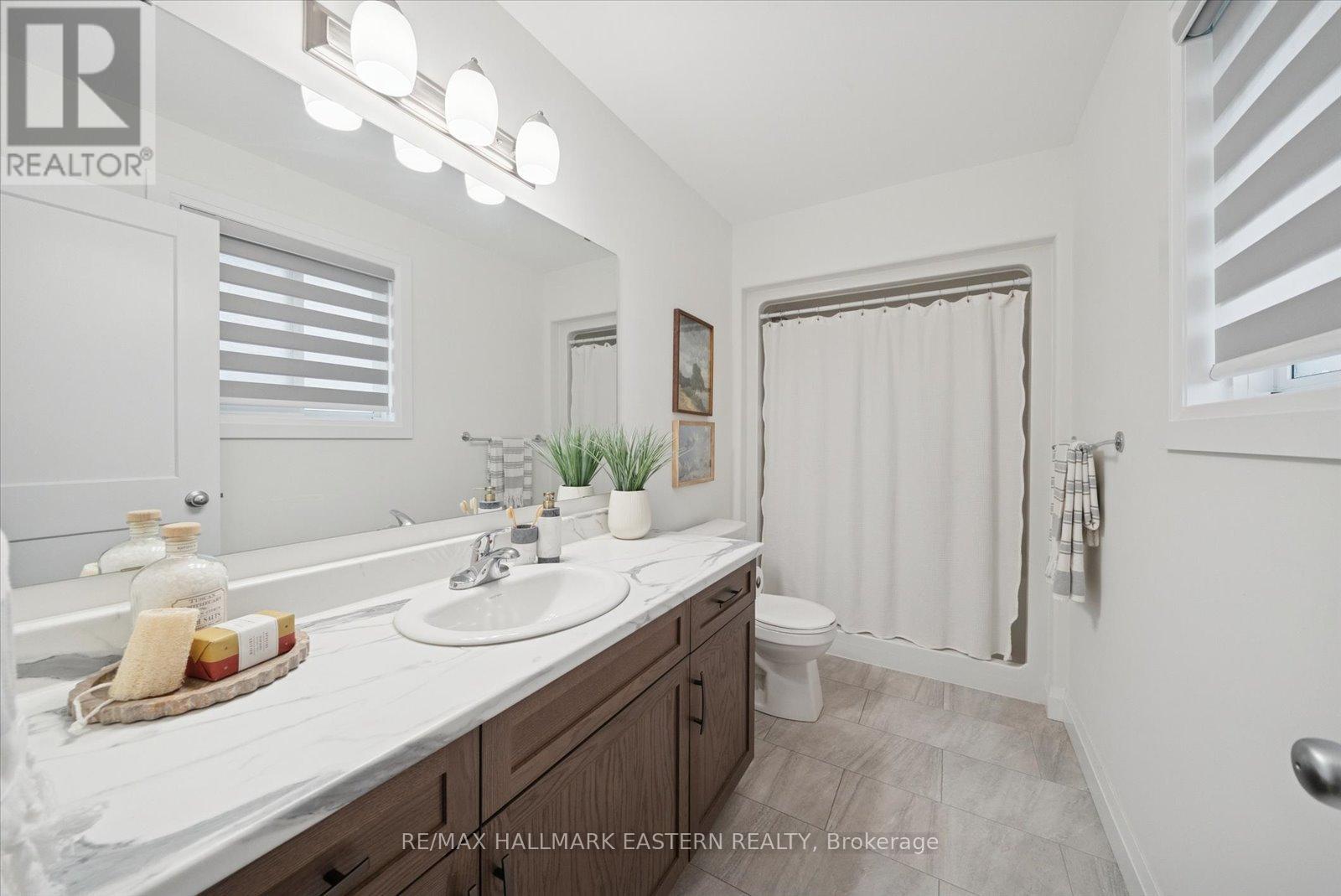 11 Oliver Lane, Asphodel-Norwood, Ontario K0L 2V0 - Photo 12 - X12528704