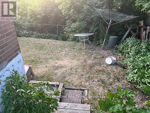 22 Beethoven Court, Toronto, Ontario  M2H 1W2 - Photo 5 - C12528578