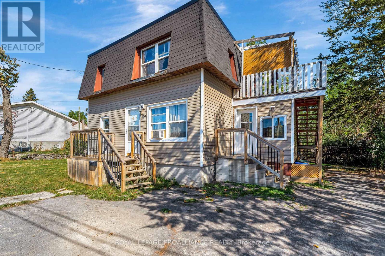 325 Sidney Street, Belleville, Ontario K8P 3Z5 - Photo 1 - X12528806