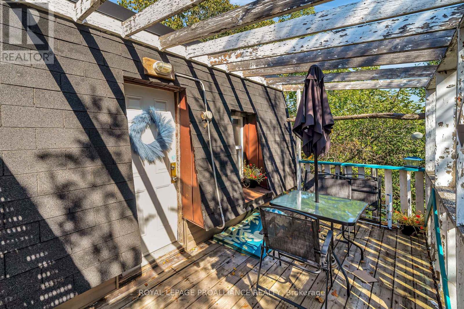 325 Sidney Street, Belleville, Ontario K8P 3Z5 - Photo 17 - X12528806