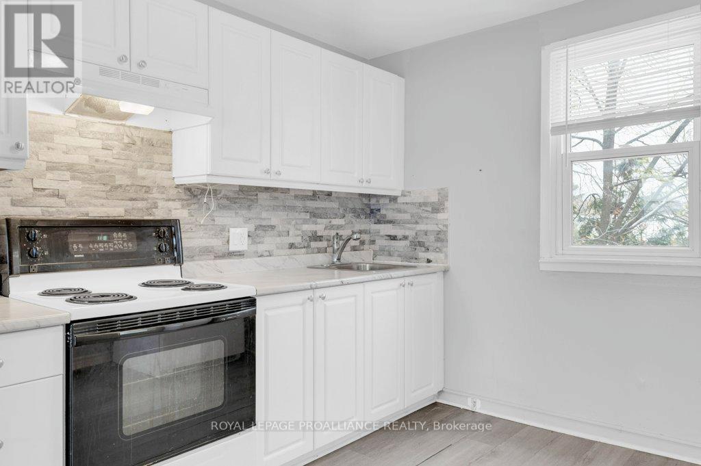 325 Sidney Street, Belleville, Ontario K8P 3Z5 - Photo 20 - X12528806