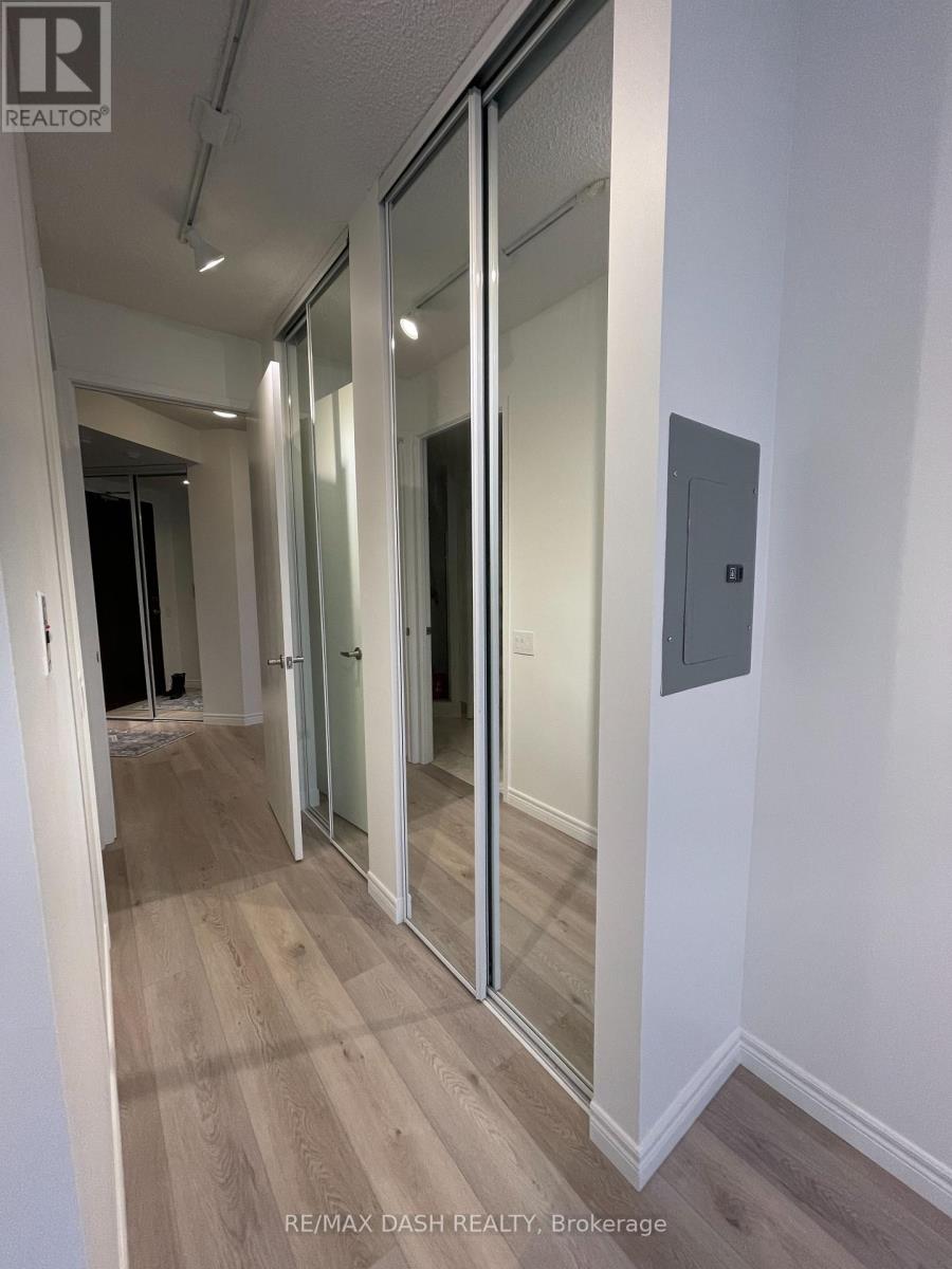 1511 - 85 Bloor Street E, Toronto, Ontario  M4W 3Y1 - Photo 11 - C12528614